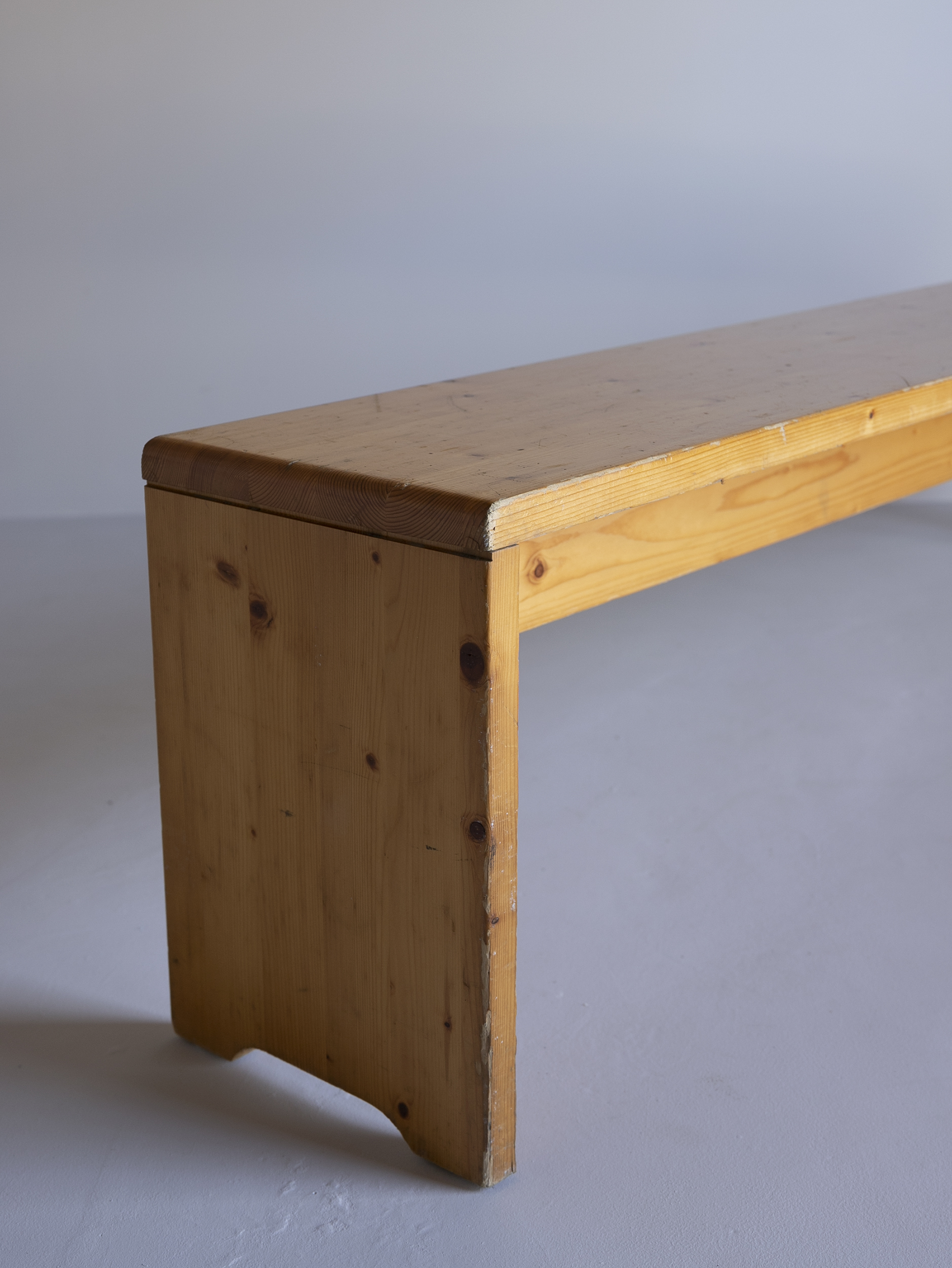 Pine Bench for Arc 1800 by CharlottePerriand