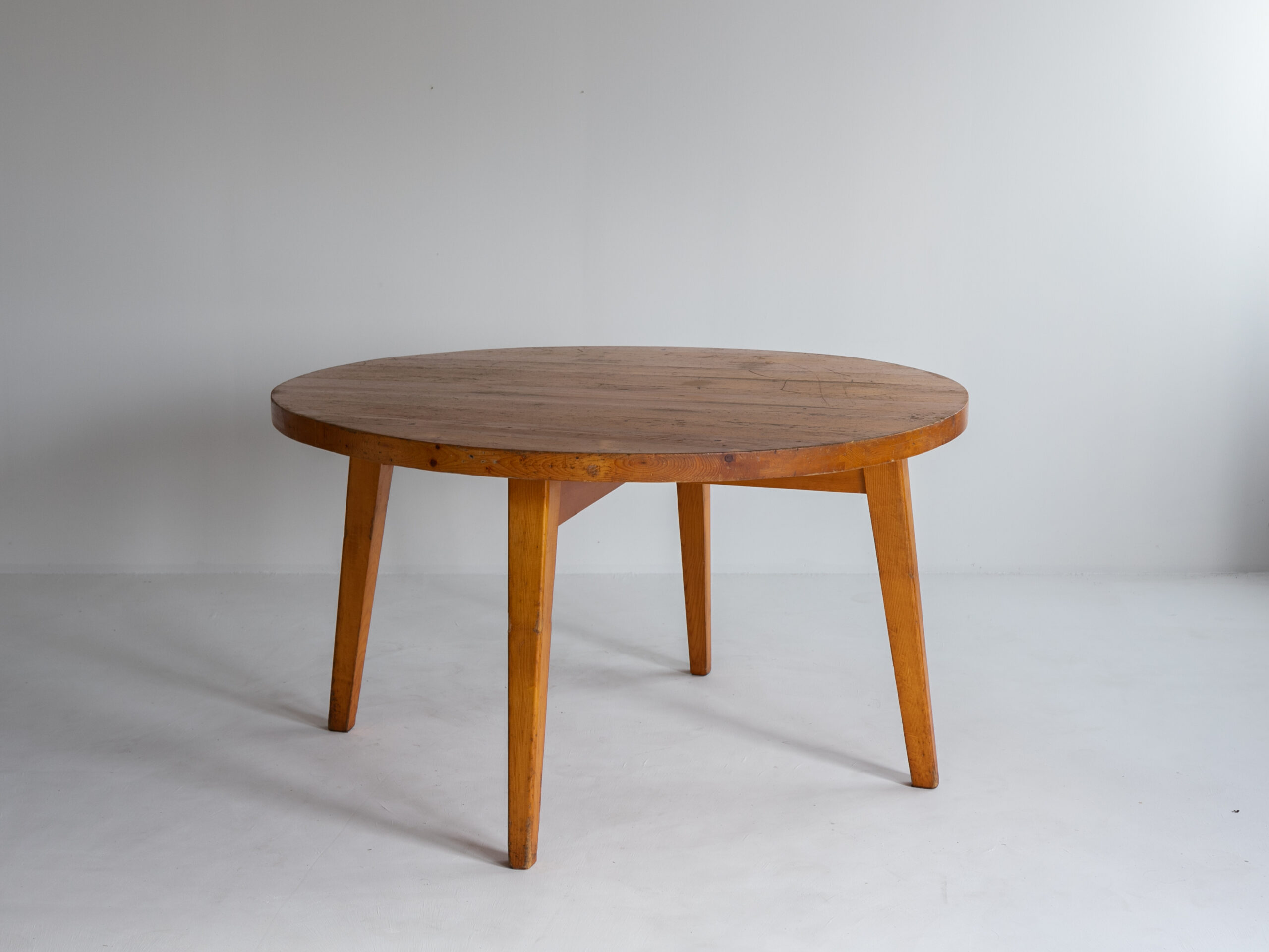 Vintage round table by Christian Durupt and Charlotte Perriand, 1968