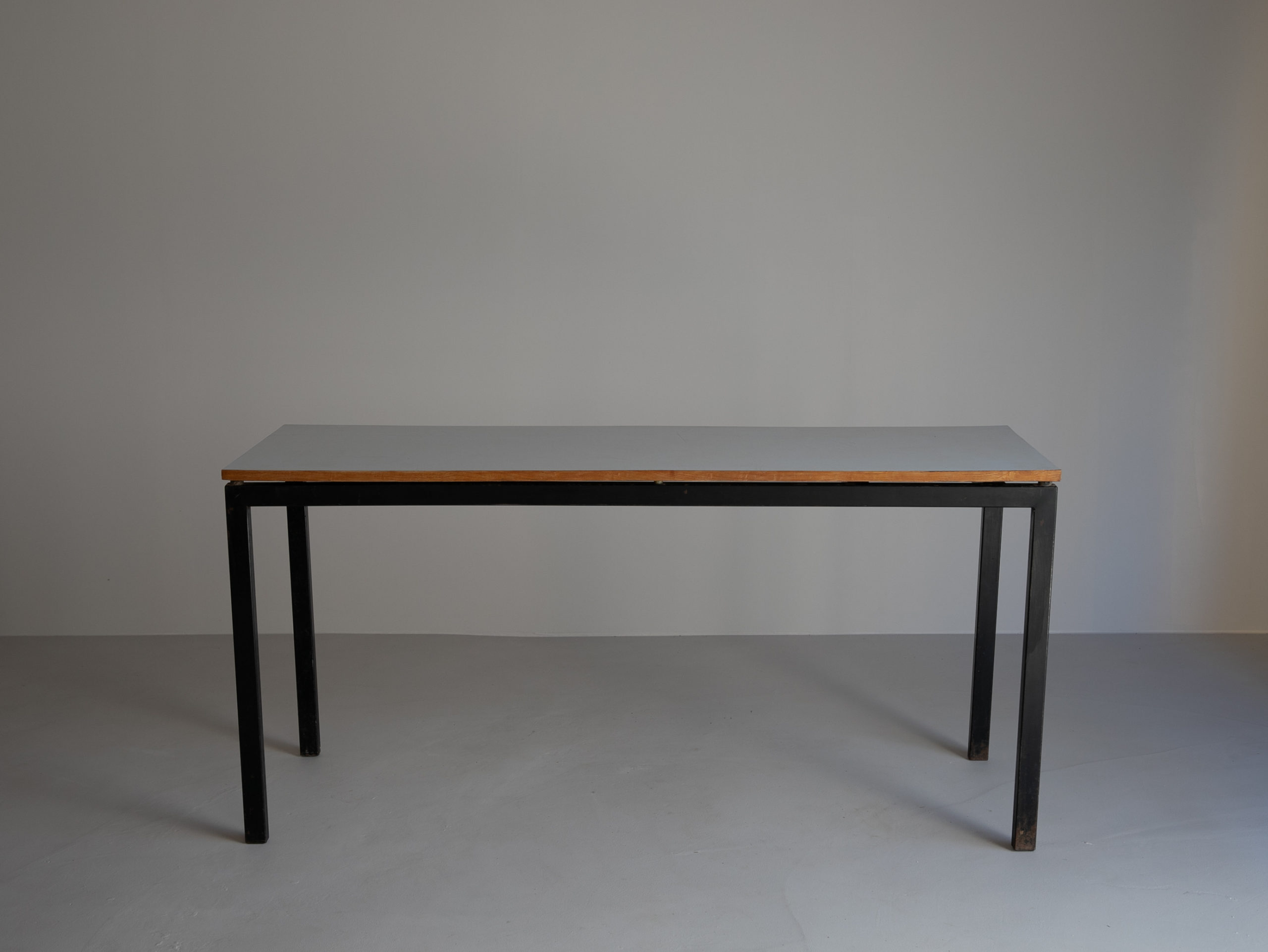 Desk from Cite Cansado by Charlotte Perriand